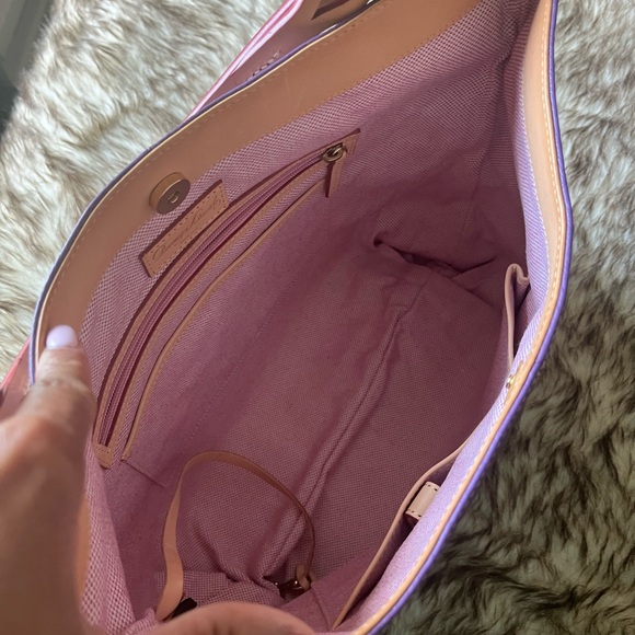 Beautiful eye-catching Purple Dooney&Burke - Picture 9 of 10